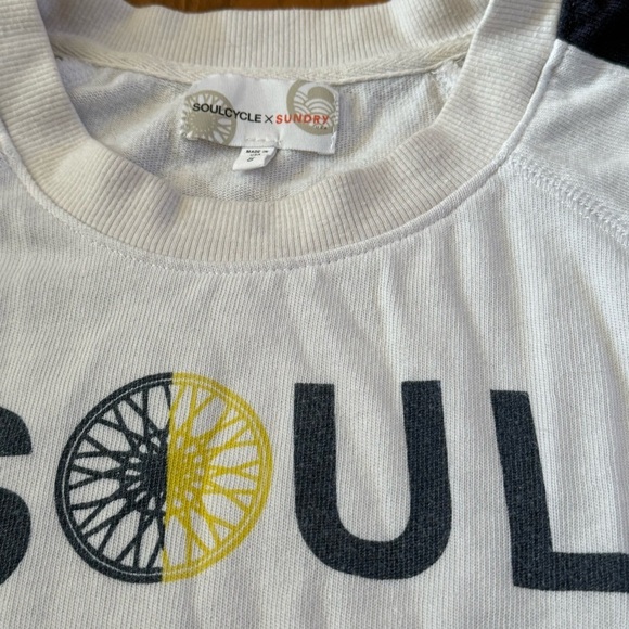 SUNDRY X SOUL CYCLE Lightweight Sweatshirt Pullover White Blue size Small - Picture 3 of 3